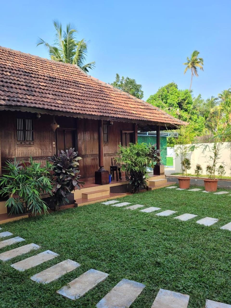 Cherai Beach Palace Экстерьер фото