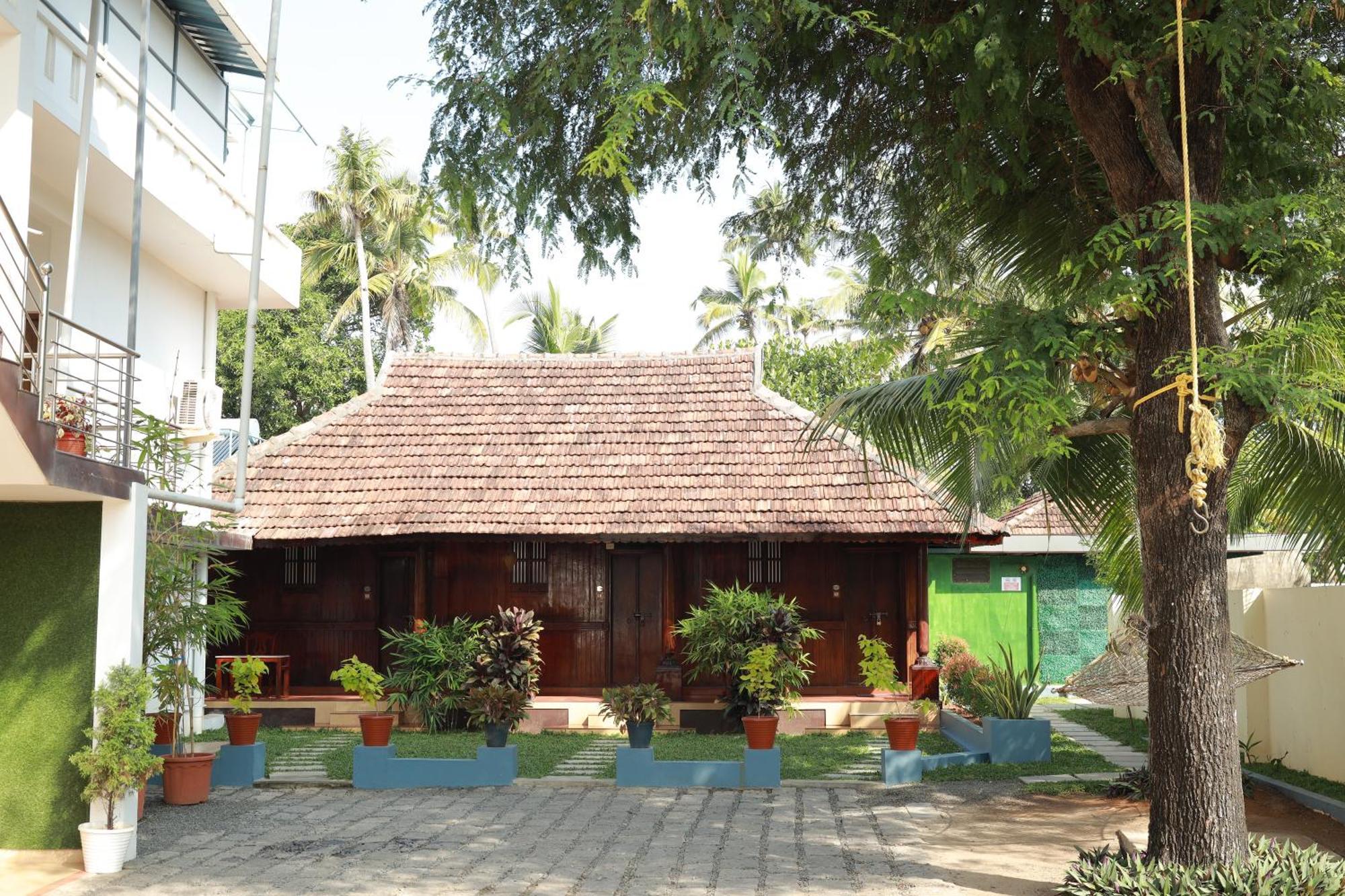 Cherai Beach Palace Экстерьер фото