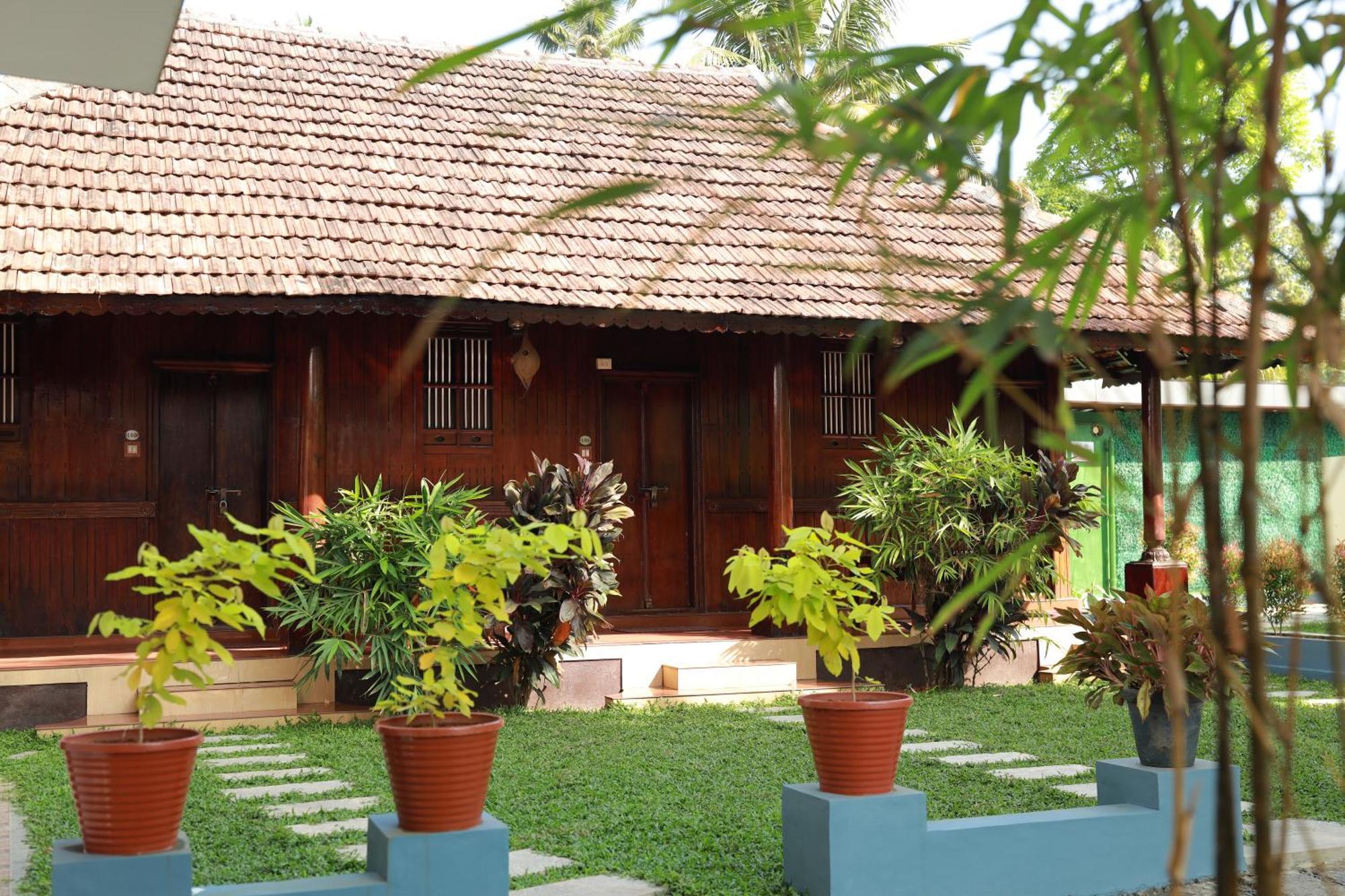 Cherai Beach Palace Экстерьер фото
